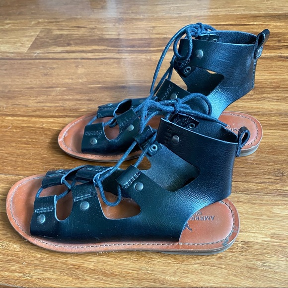American Eagle > Sandals - Picture 3 of 5